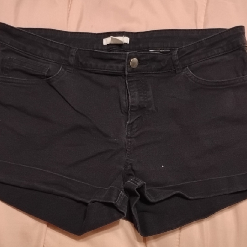 H&M Black Jean Shorts Comfortable Denim Fit